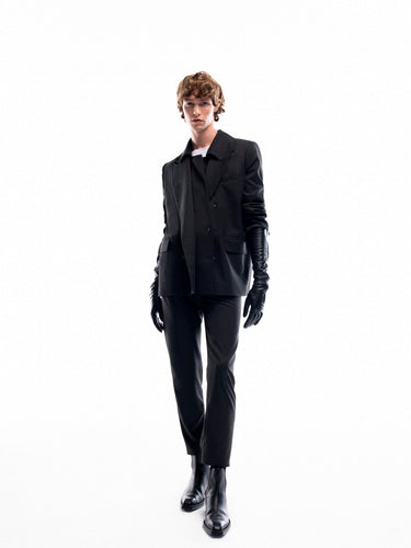 THE SLIM LINE PANT